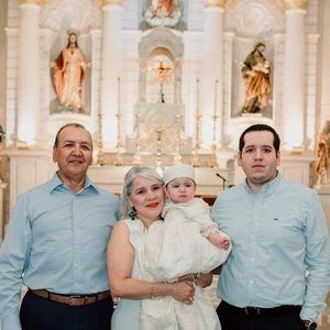 Meet your Posher, Cesar